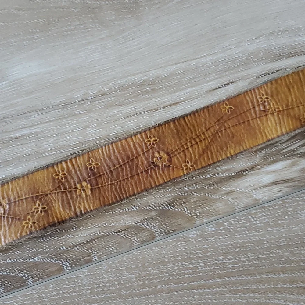 Rare Vintage 60's-70's Tooled Leather Belt - Picture 6 of 10